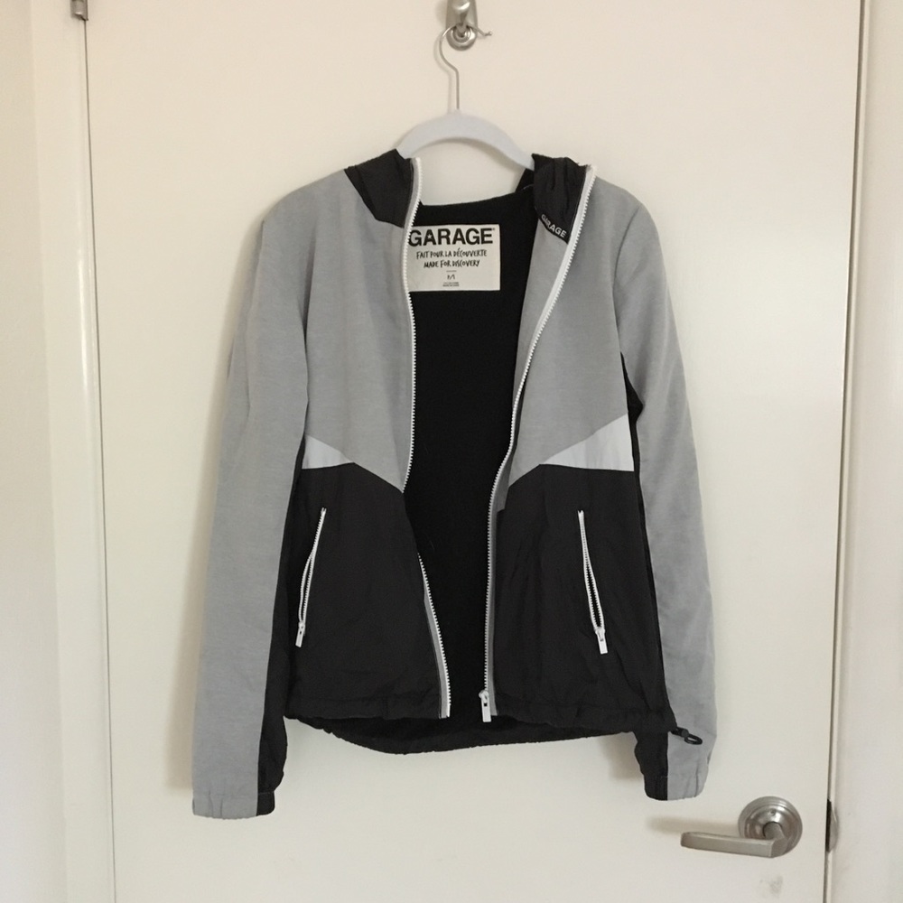 garage clothing black & grey winderbreaker